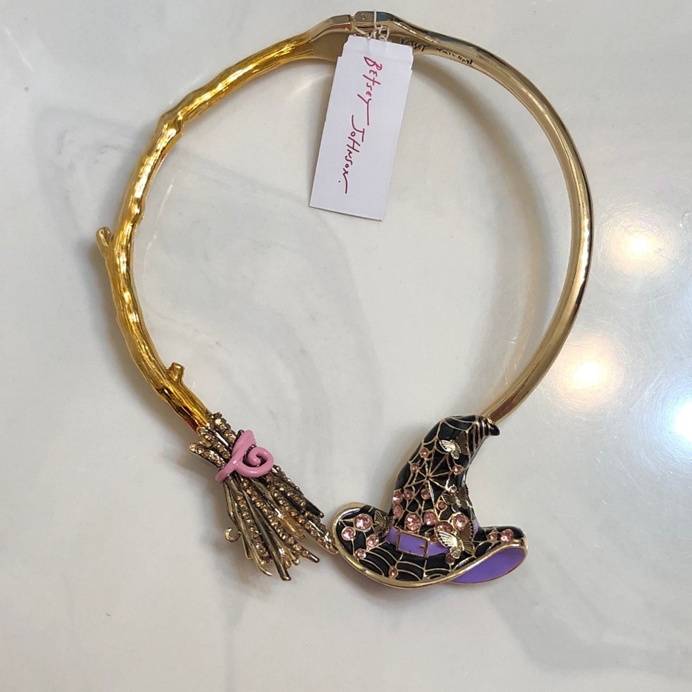 Betsey Johnson Witch Hat & Broom Stick Collar Choker Necklace Crystal NWT